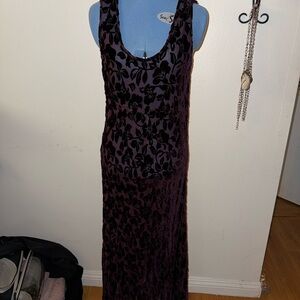 Elegant Purple Floral Velvet Dress